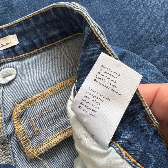 KanCan Ultra High Rise Wide Leg Jeans New with Tags Size 1 / 24 one small flaw - Picture 5 of 12